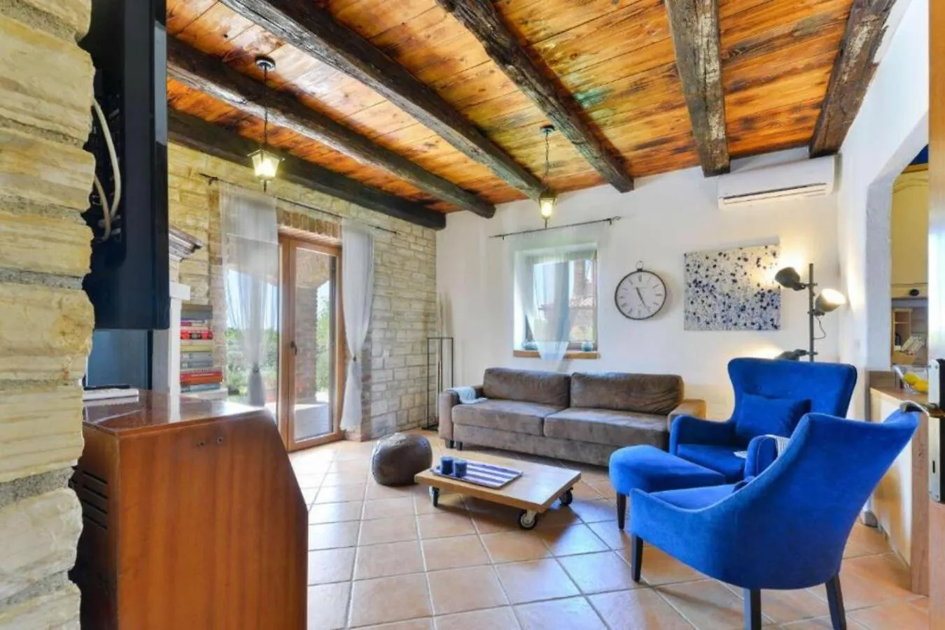 Villa Sole In Central Istria For 10 People With 4 Beedrooms And Private Pool Butkovici  0*, Butkovici (Istria) Croatia
