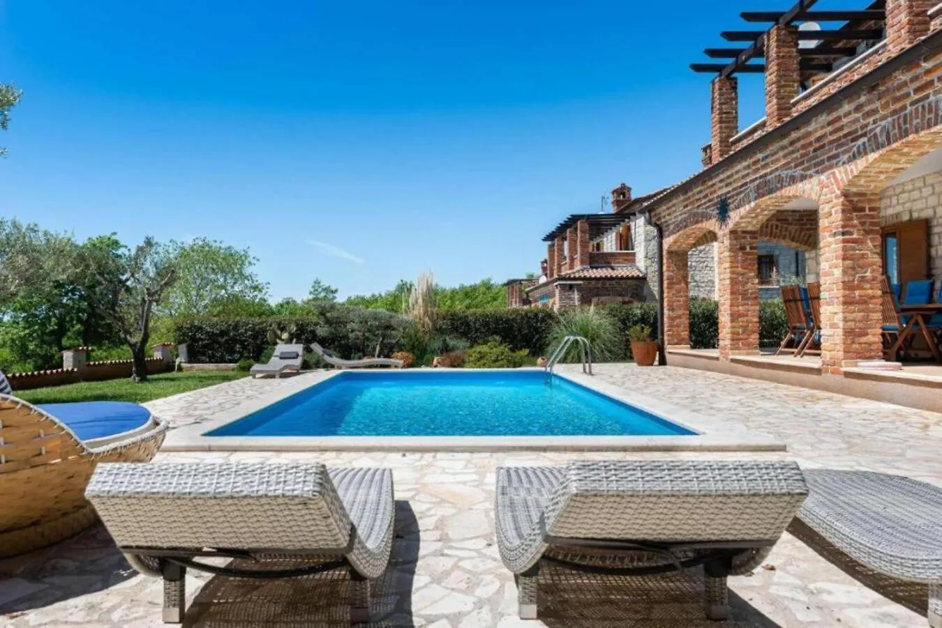 Villa Sole In Central Istria For 10 People With 4 Beedrooms And Private Pool Butkovici  Croatia