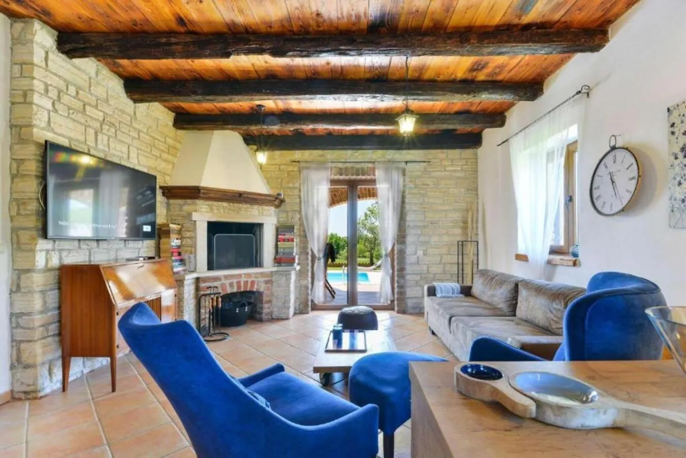 Villa Sole In Central Istria For 10 People With 4 Beedrooms And Private Pool Butkovici