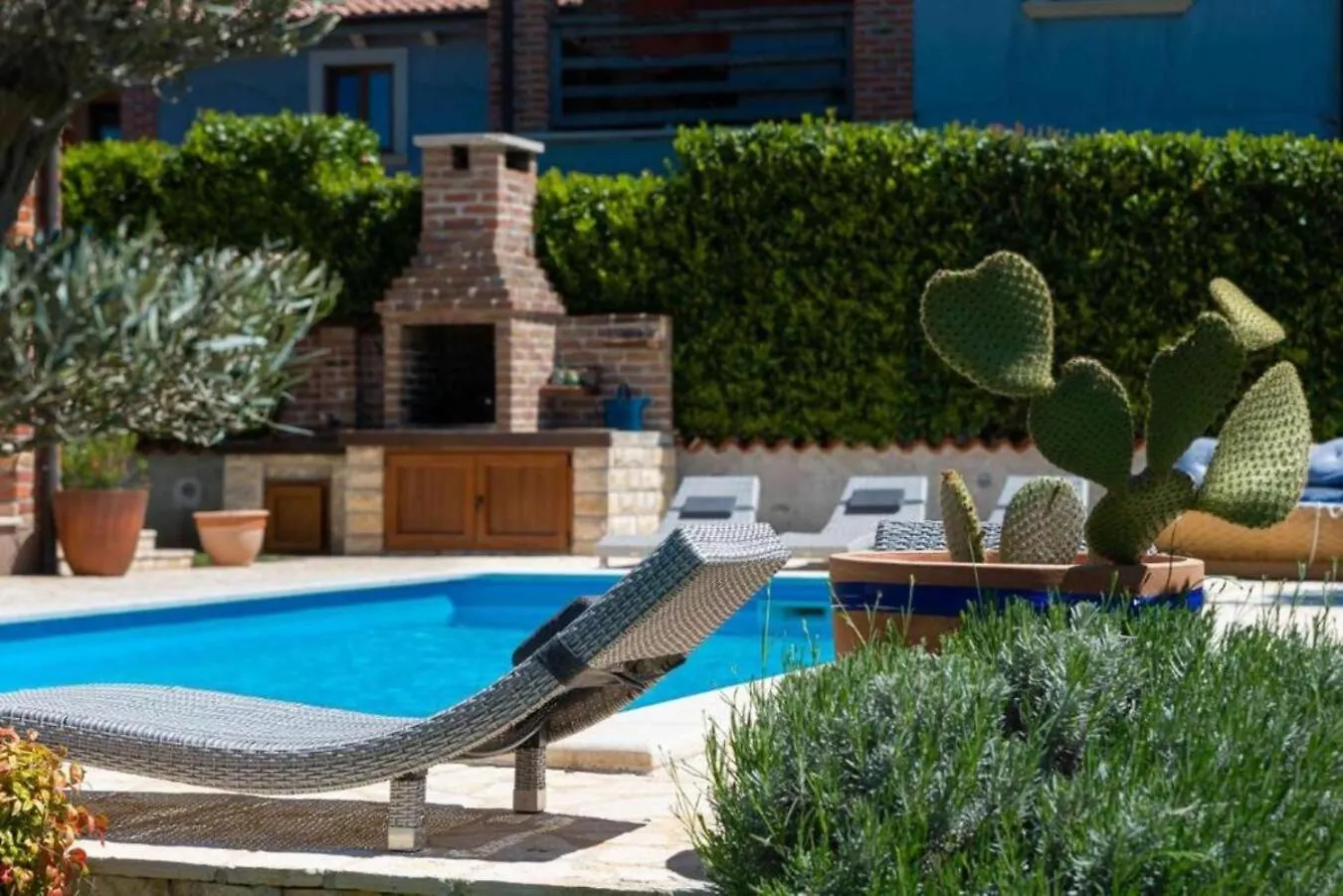 Villa Sole In Central Istria For 10 People With 4 Beedrooms And Private Pool Butkovici